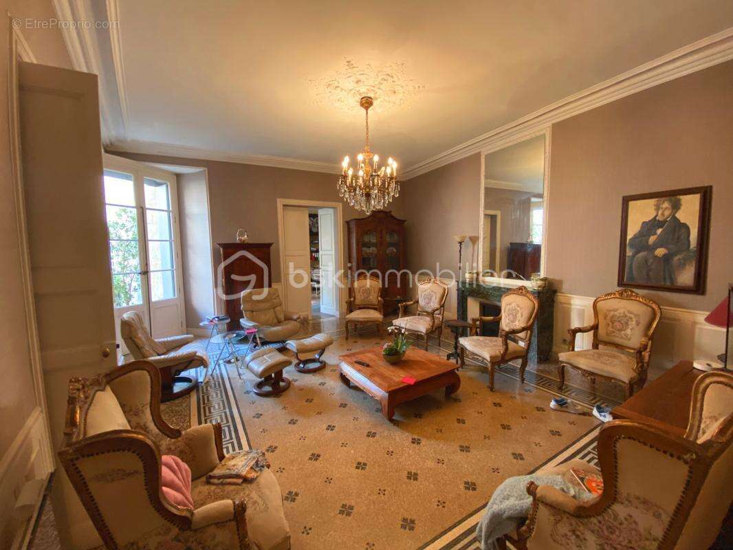 Maison à SAINT-GILLES