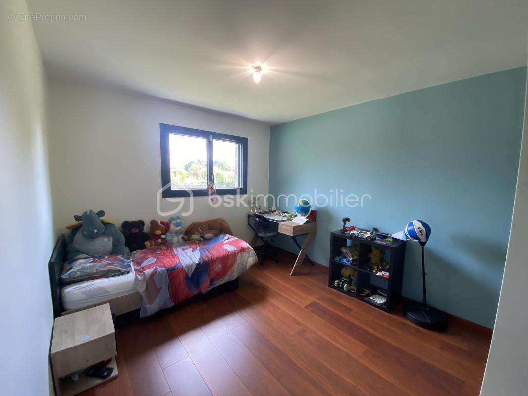 Maison à BELLEVUE-LA-MONTAGNE