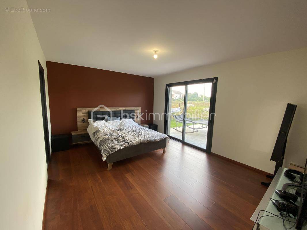 Maison à BELLEVUE-LA-MONTAGNE