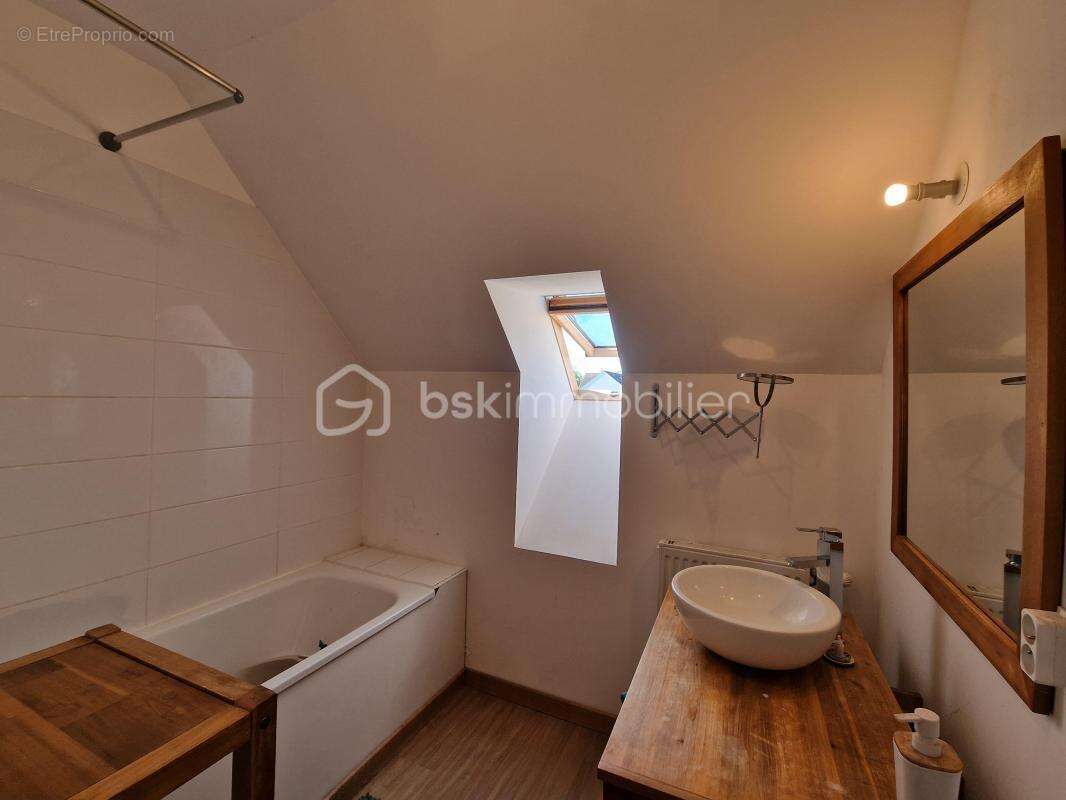 Maison à COULOMMIERS