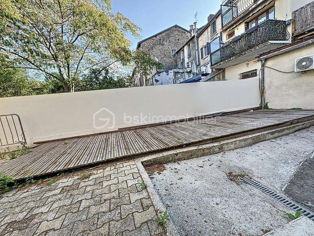 Appartement à VIZILLE