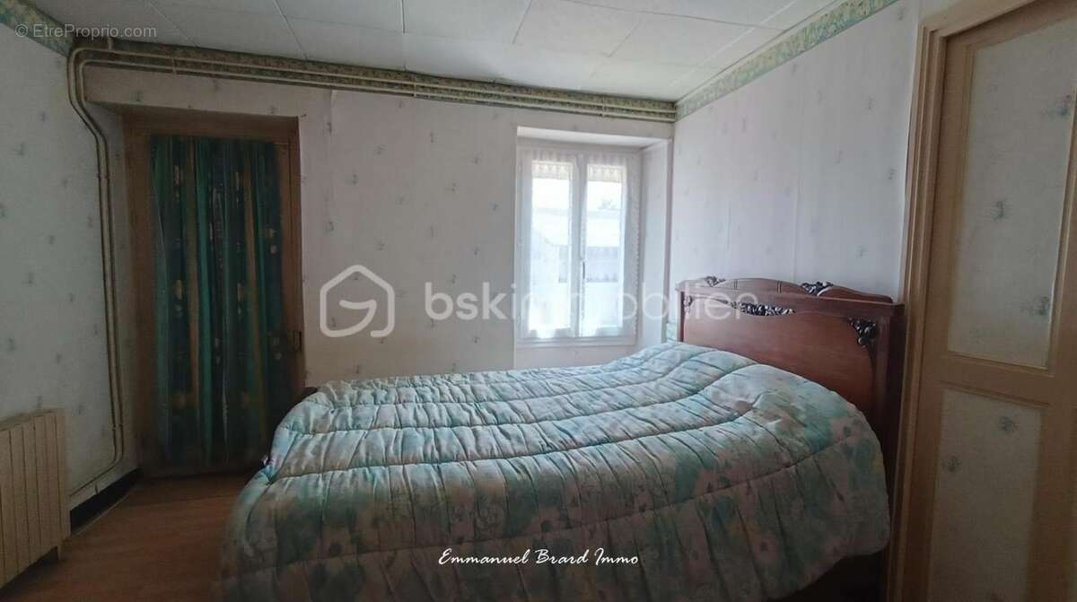 Maison à JAUNAY-CLAN