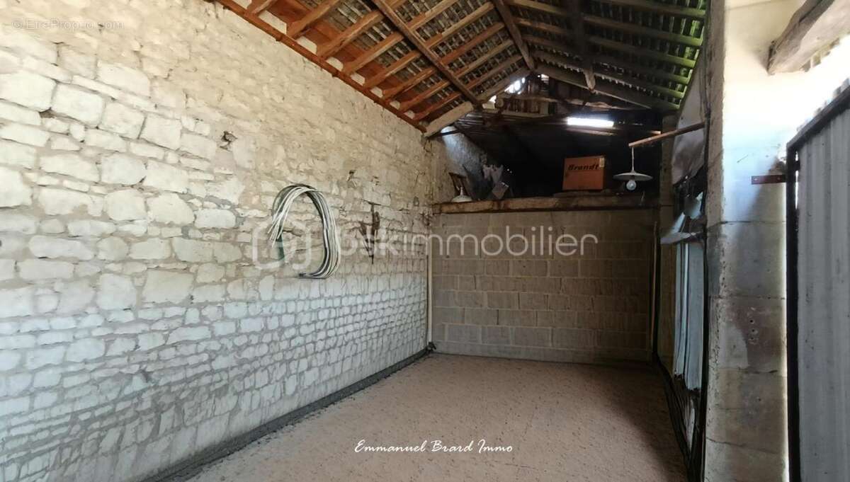 Maison à JAUNAY-CLAN