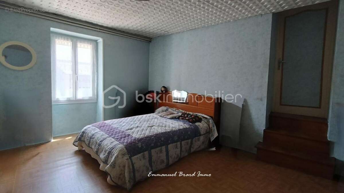 Maison à JAUNAY-CLAN