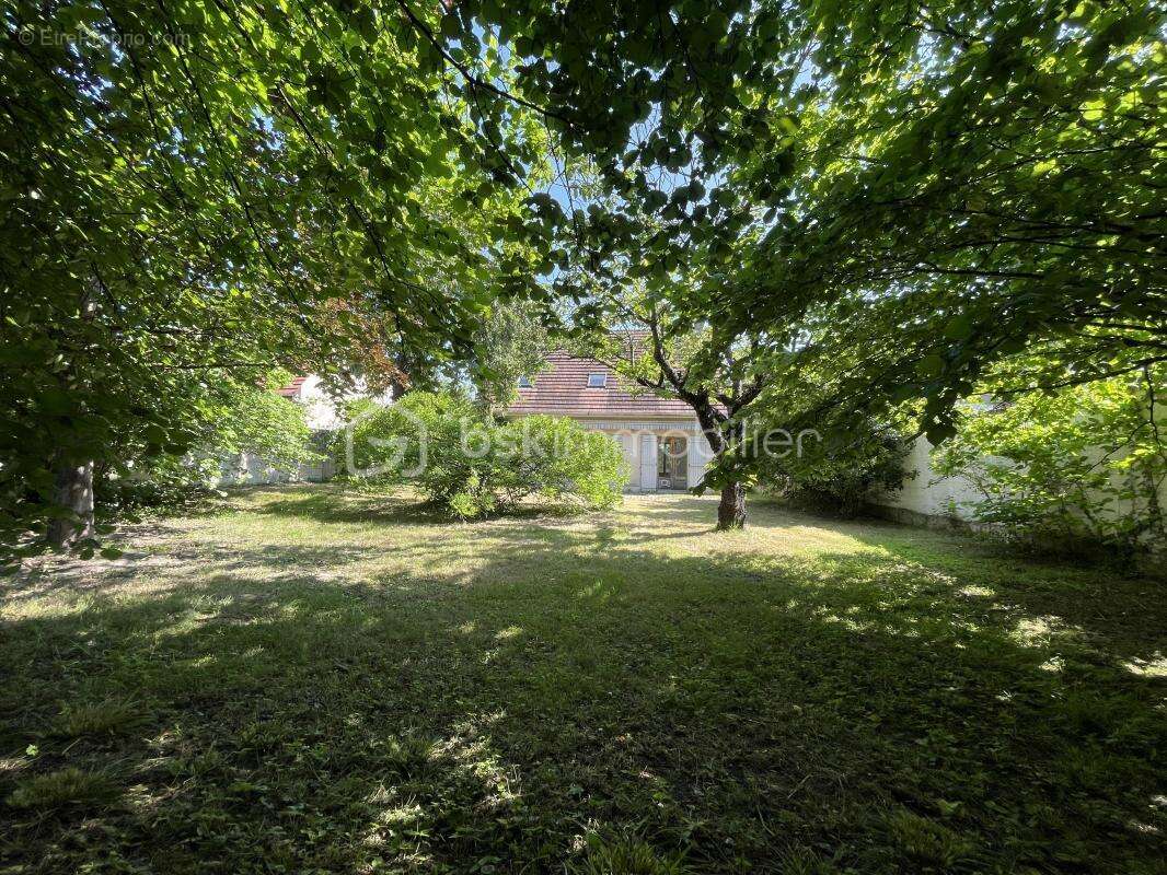 Maison à BOIS-LE-ROI