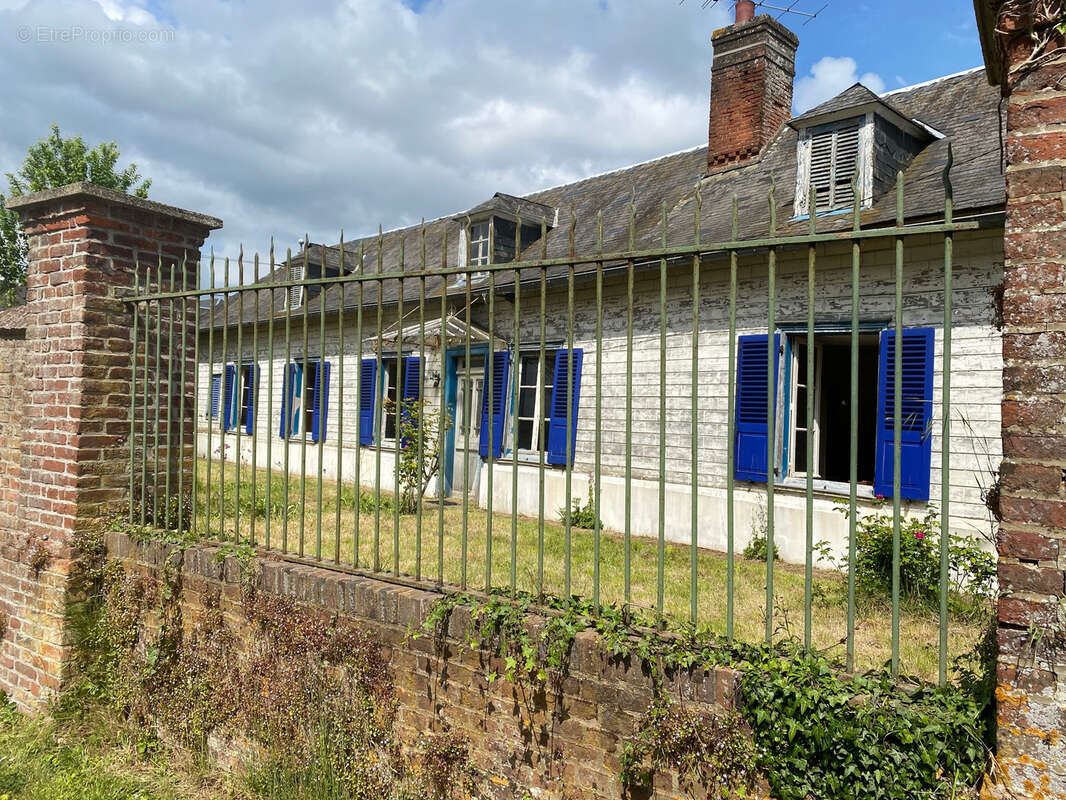 Maison à GRANDVILLIERS