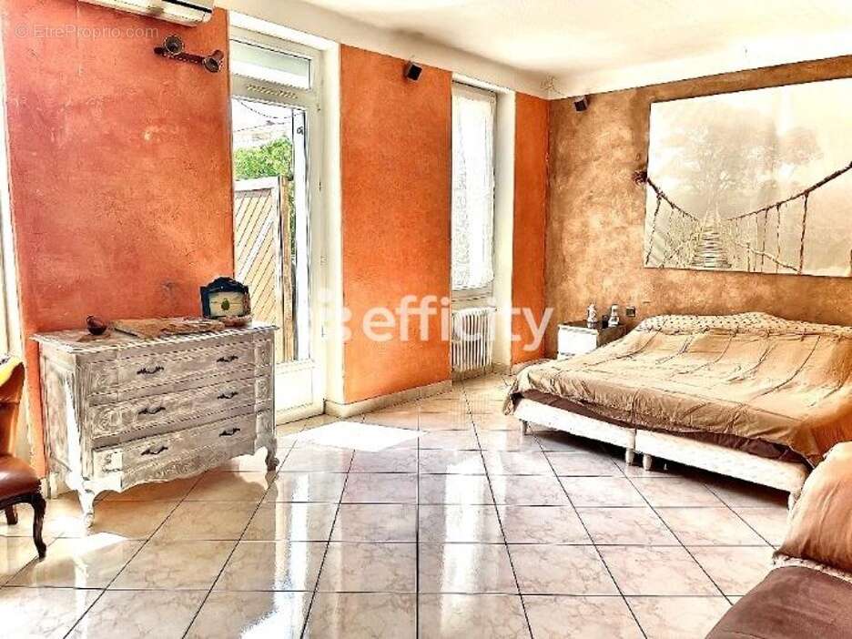 Maison à MARSEILLE-10E