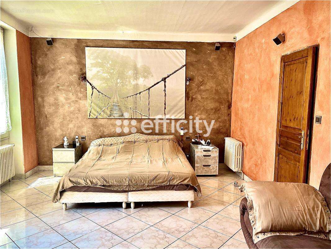 Maison à MARSEILLE-10E