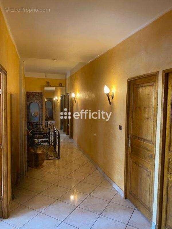 Maison à MARSEILLE-10E