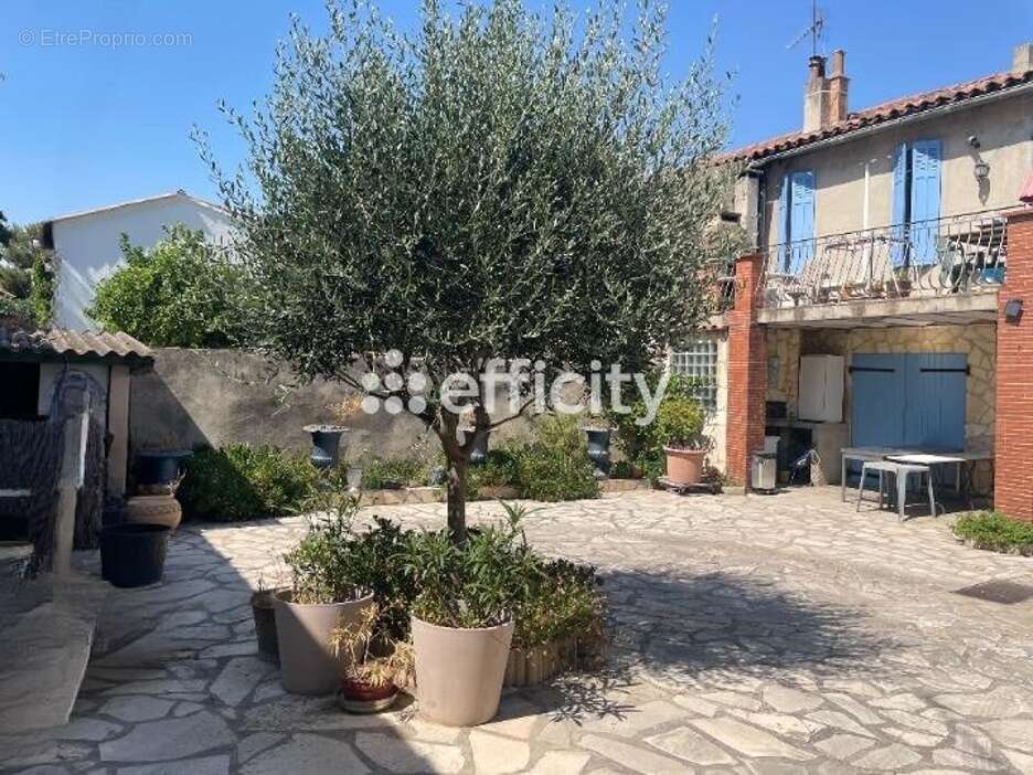 Maison à MARSEILLE-10E