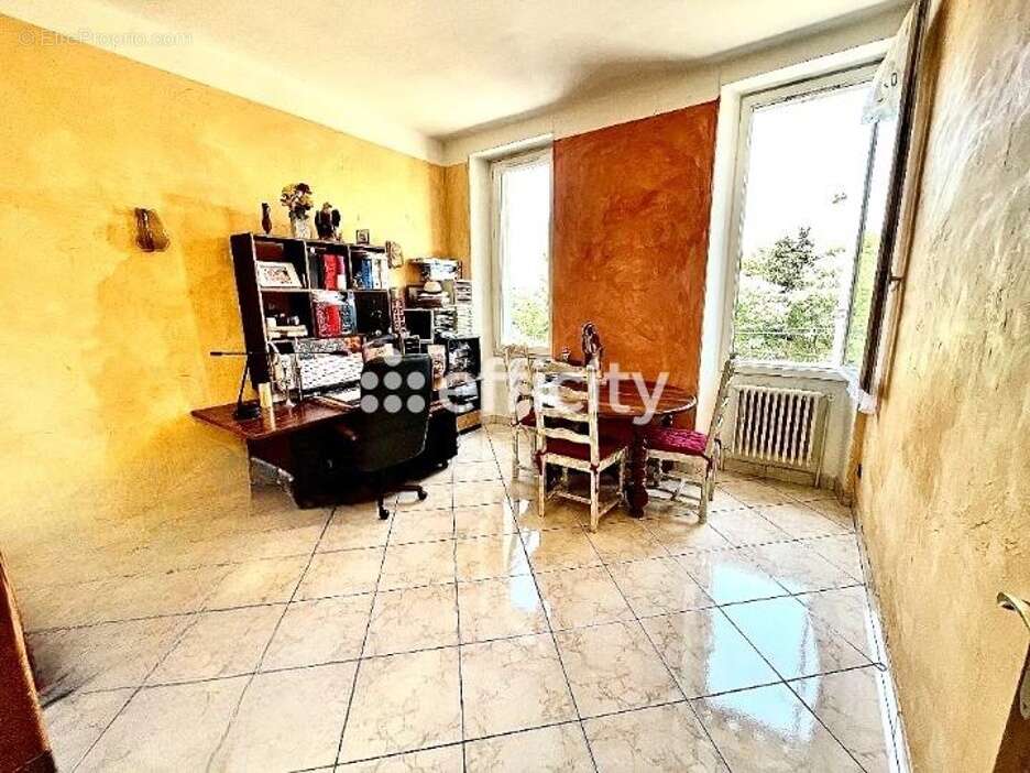 Maison à MARSEILLE-10E