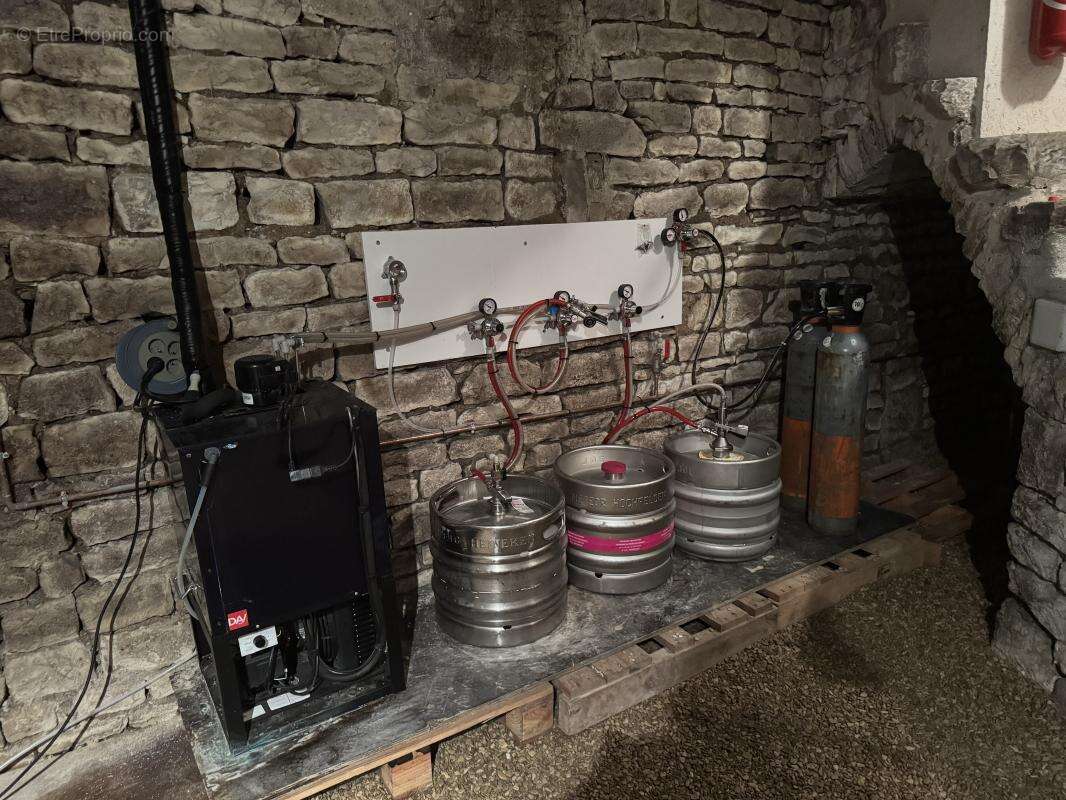 Commerce à VERMENTON