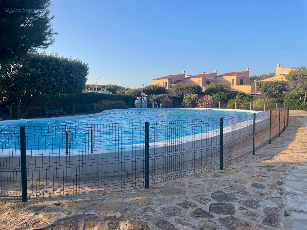 Appartement à SIX-FOURS-LES-PLAGES