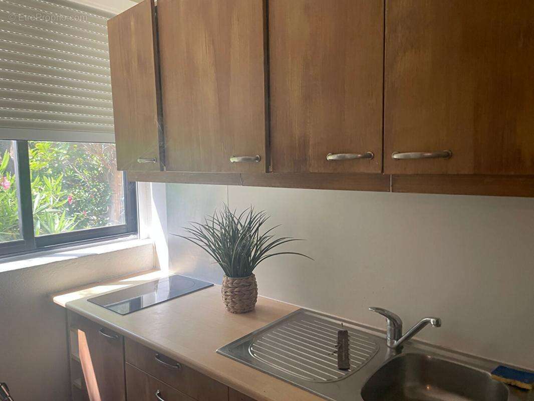 Appartement à SIX-FOURS-LES-PLAGES