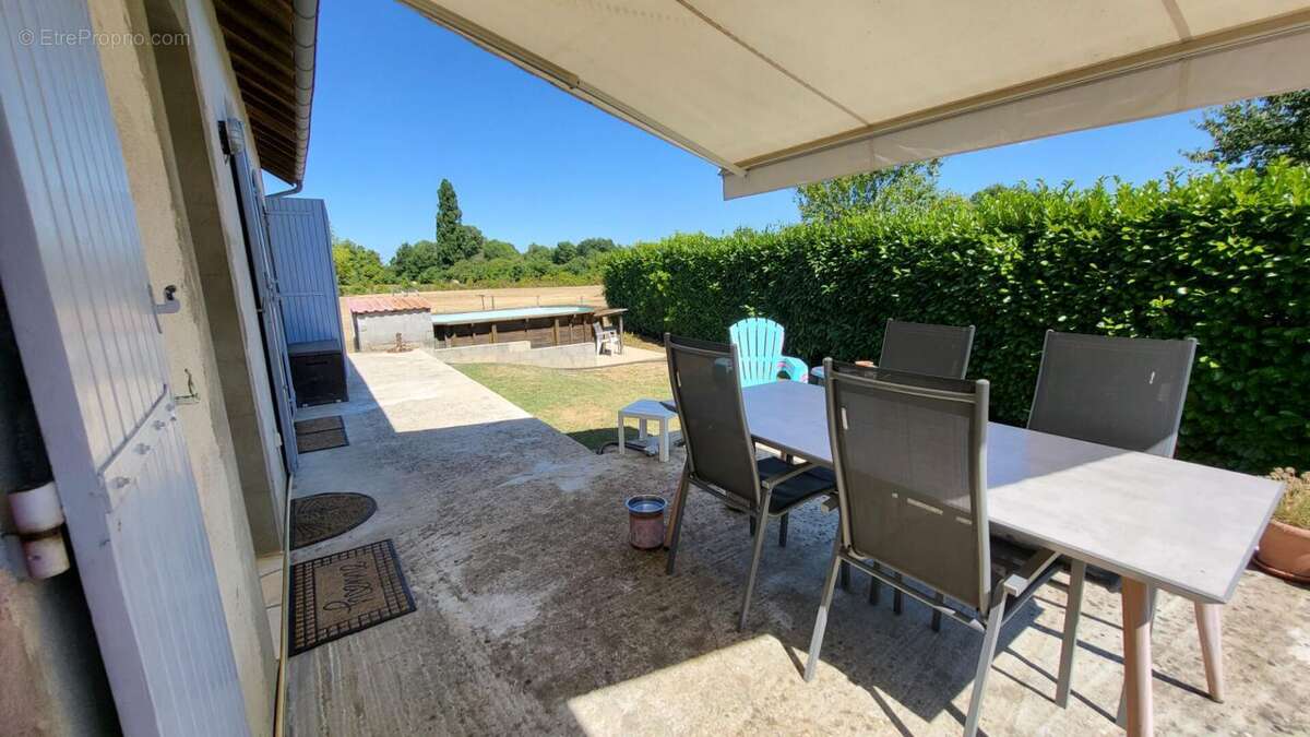 Maison à SAINT-LAURENT-DES-HOMMES