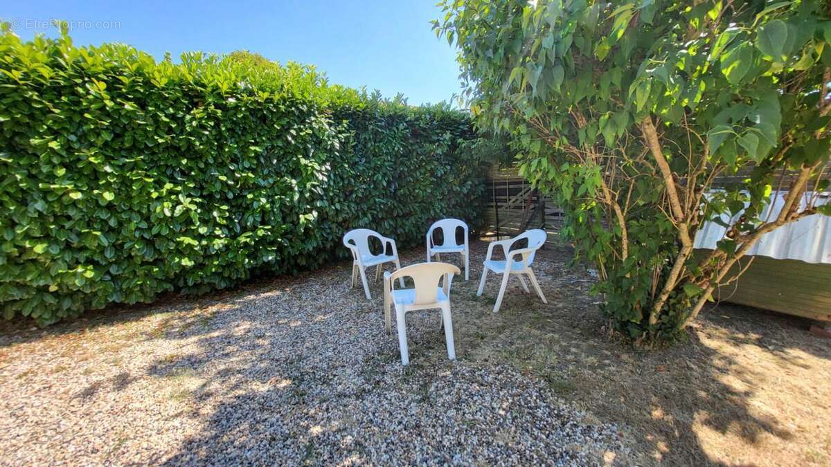 Maison à SAINT-LAURENT-DES-HOMMES