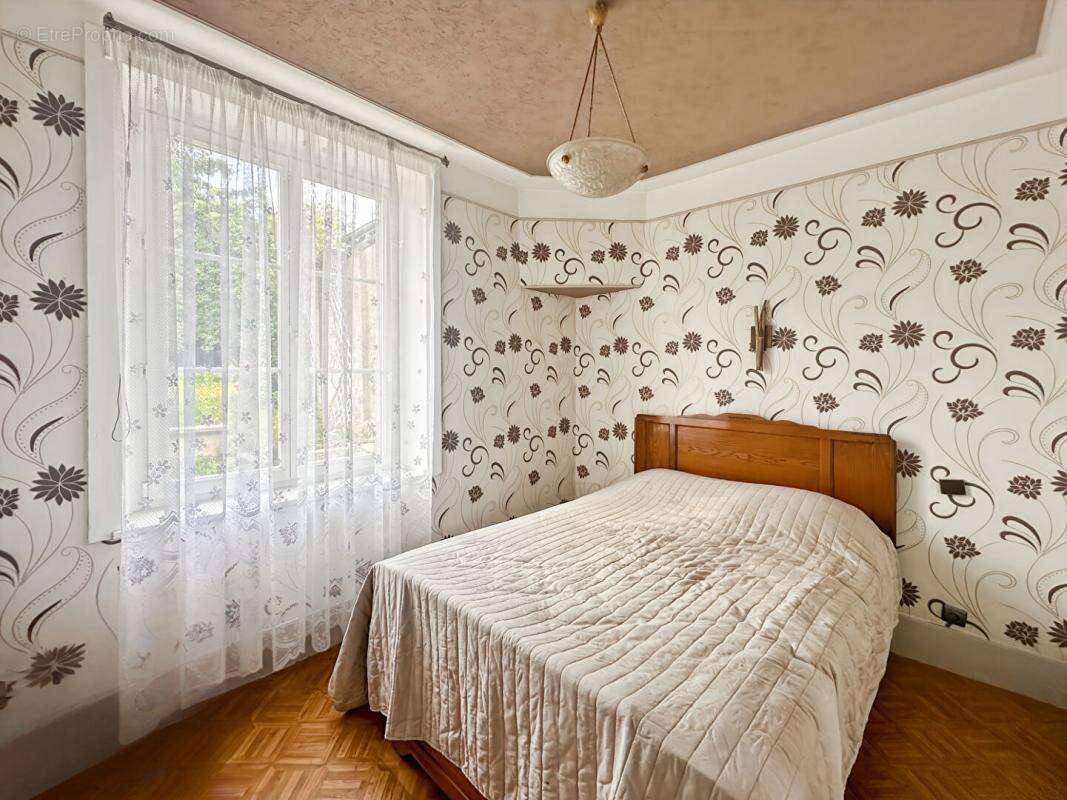 Maison à CHARLEVILLE-MEZIERES