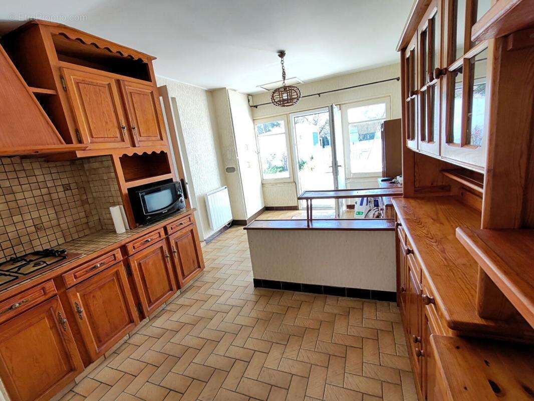 Maison à BOURCEFRANC-LE-CHAPUS