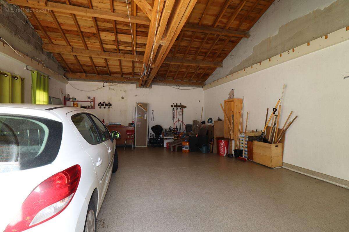 Maison à VOLLORE-MONTAGNE