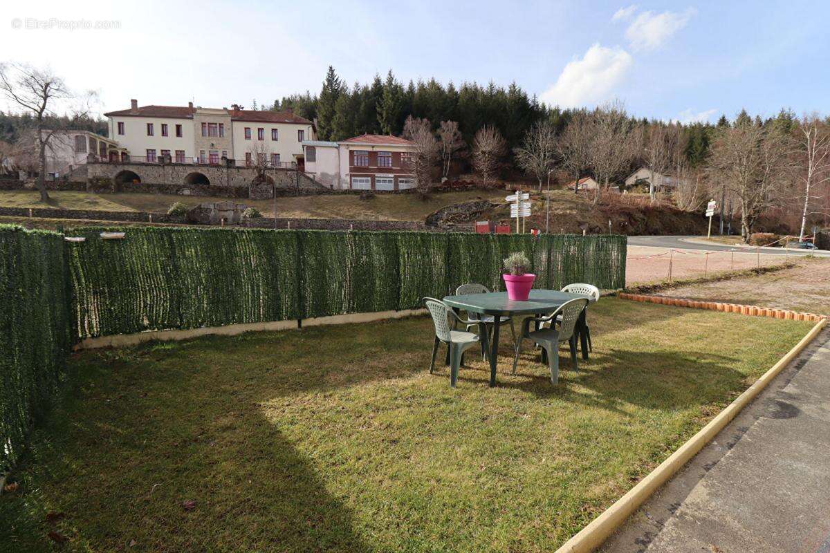 Maison à VOLLORE-MONTAGNE