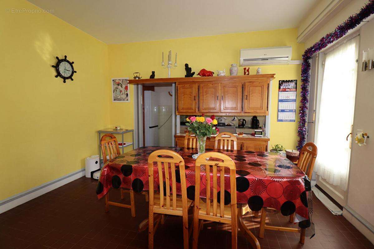 Maison à VOLLORE-MONTAGNE