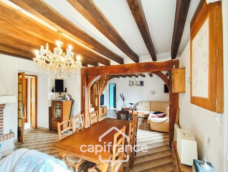 Maison à SAVIGNY-SUR-BRAYE