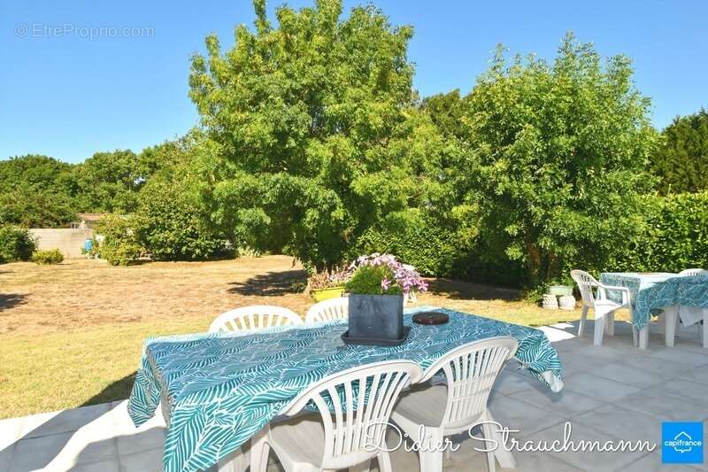 Maison à SAINT-VIVIEN