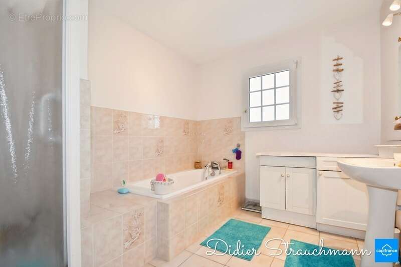 Maison à SAINT-VIVIEN