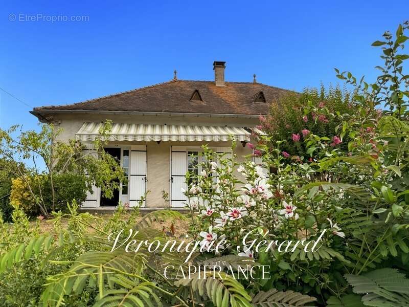 Maison à VILLEFRANCHE-DE-LONCHAT