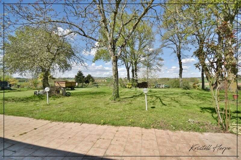 Maison à MAURE-DE-BRETAGNE