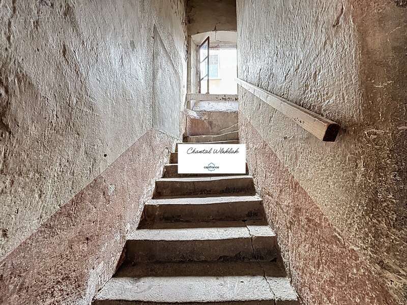 Appartement à LARGENTIERE