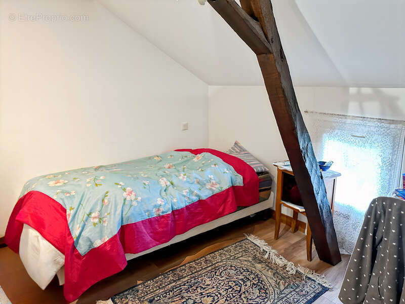 Maison à LADEVEZE-RIVIERE