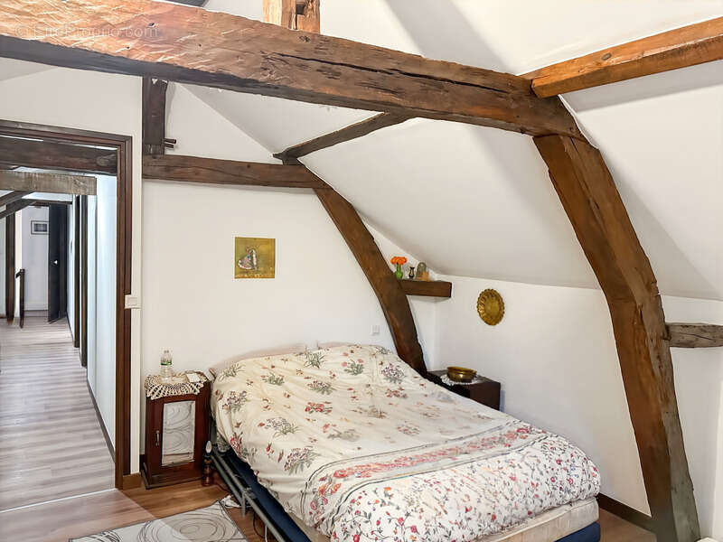 Maison à LADEVEZE-RIVIERE