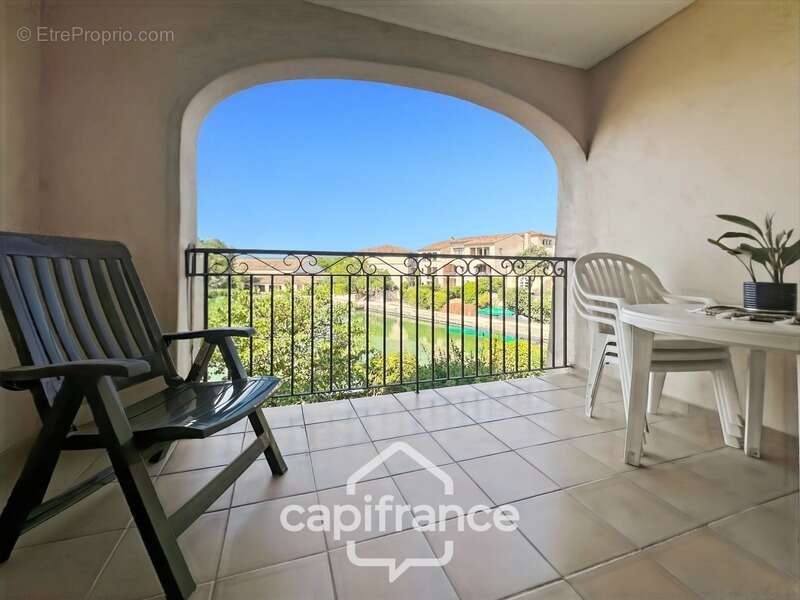 Appartement à MALLEMORT