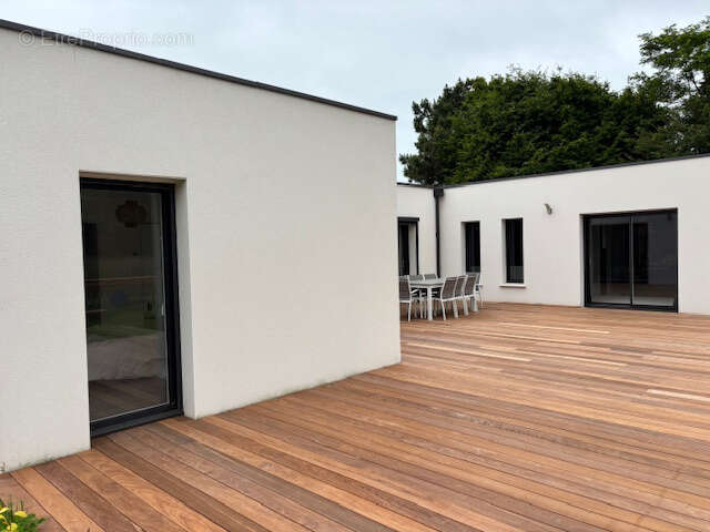 Maison à TALMONT-SAINT-HILAIRE