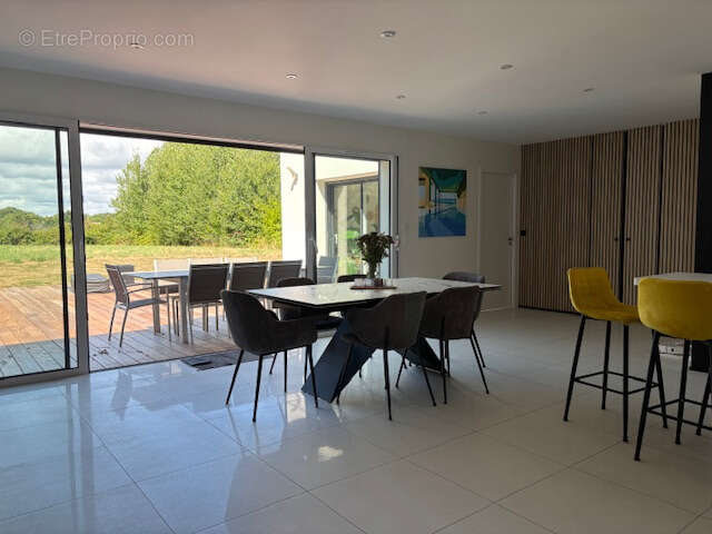 Maison à TALMONT-SAINT-HILAIRE