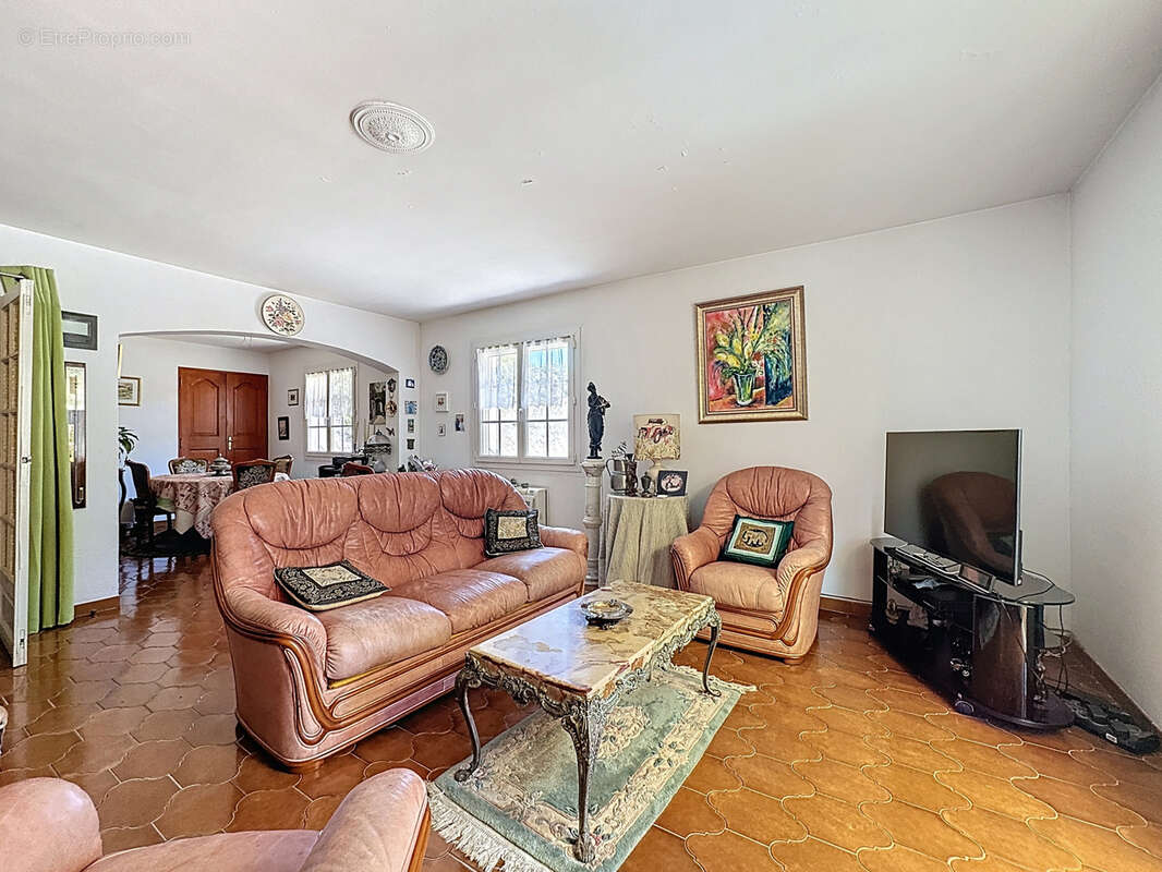 Maison à SIX-FOURS-LES-PLAGES