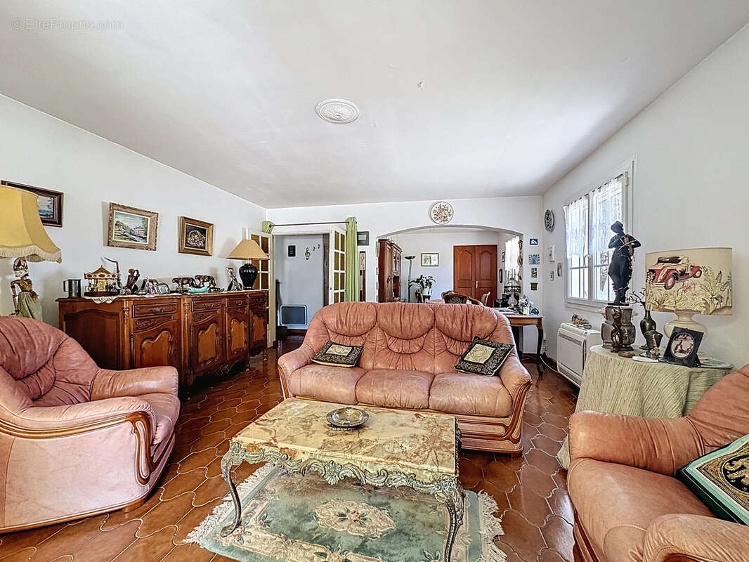 Maison à SIX-FOURS-LES-PLAGES