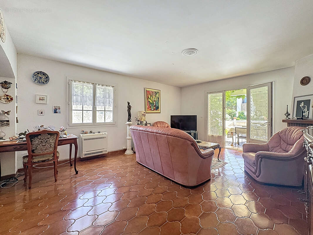 Maison à SIX-FOURS-LES-PLAGES