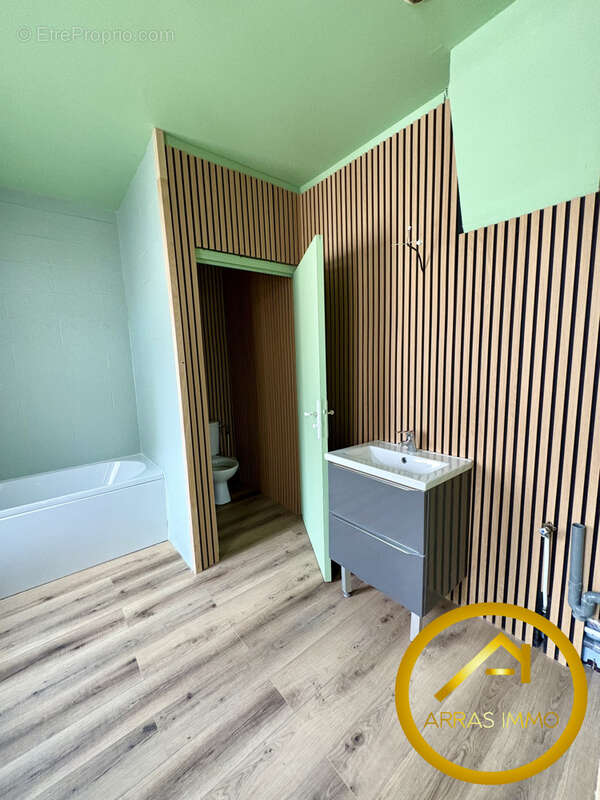 Maison à SALLAUMINES