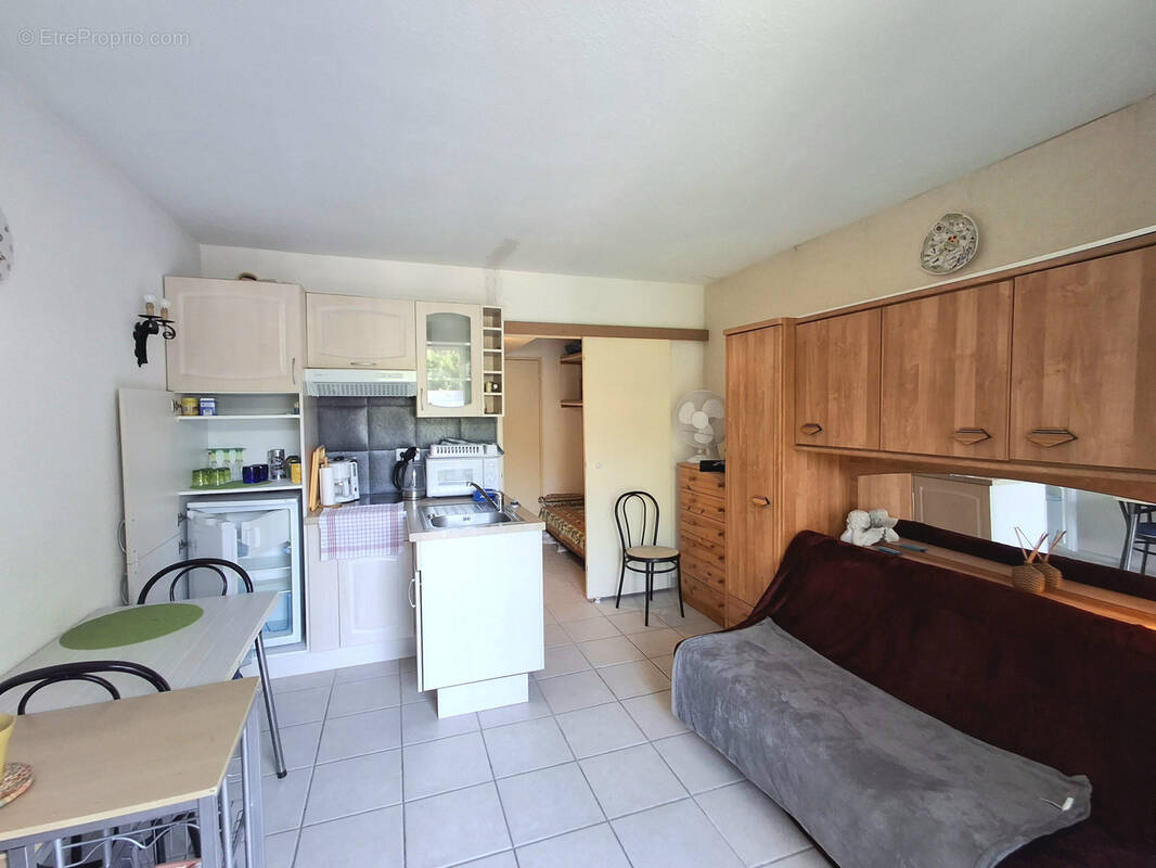 Appartement à SAINT-CYR-SUR-MER