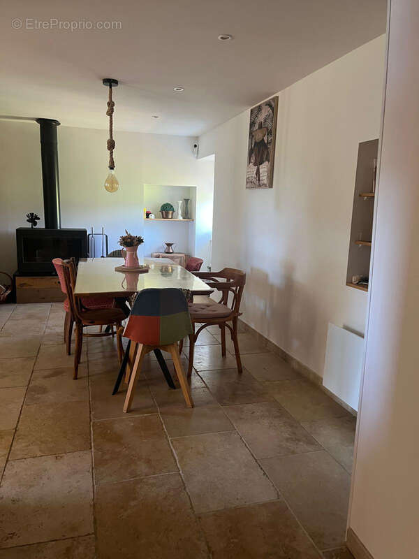 Maison à LA TOUR-SUR-ORB