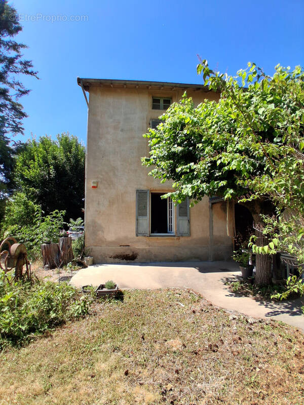 Maison à SAINT-NIZIER-SOUS-CHARLIEU