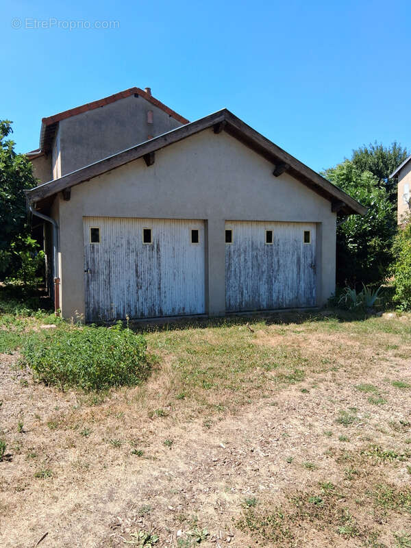 Maison à SAINT-NIZIER-SOUS-CHARLIEU