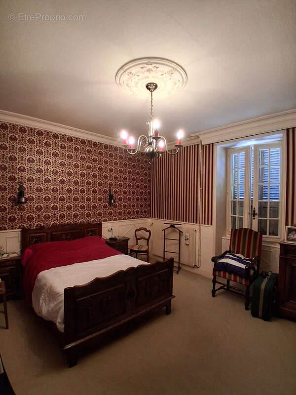 Maison à SAINT-NIZIER-SOUS-CHARLIEU