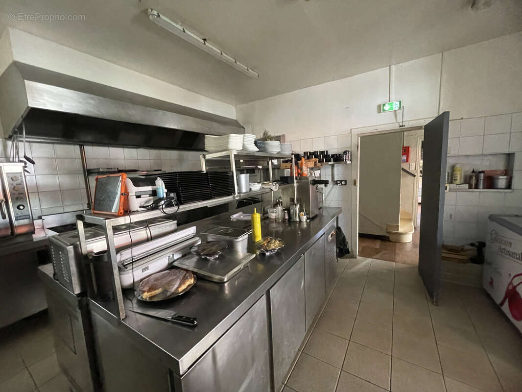 Commerce à SAINT-ROME-DE-TARN