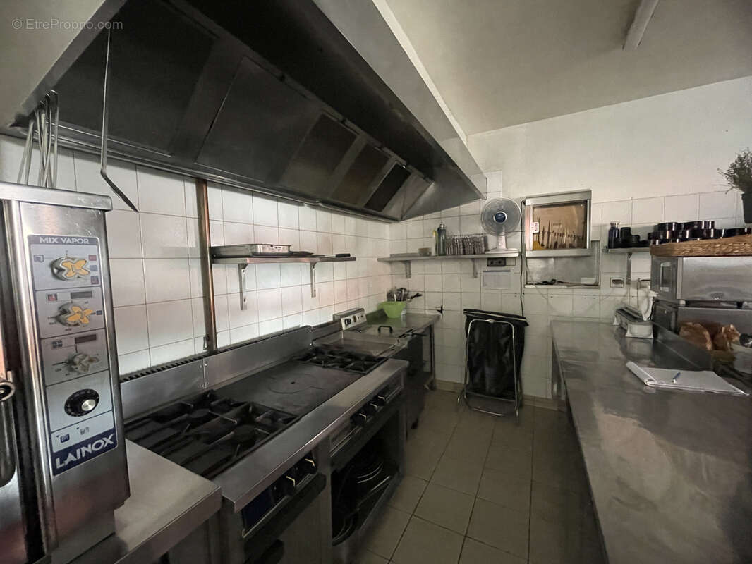 Commerce à SAINT-ROME-DE-TARN