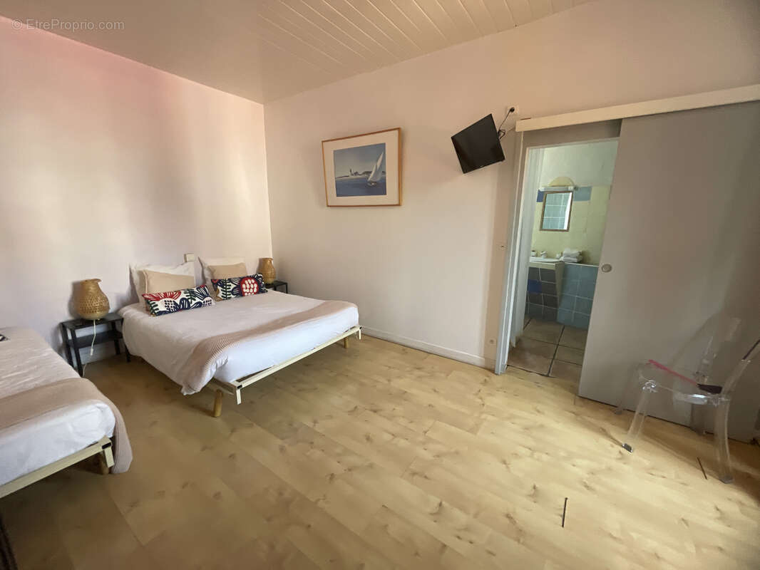 Commerce à SAINT-ROME-DE-TARN