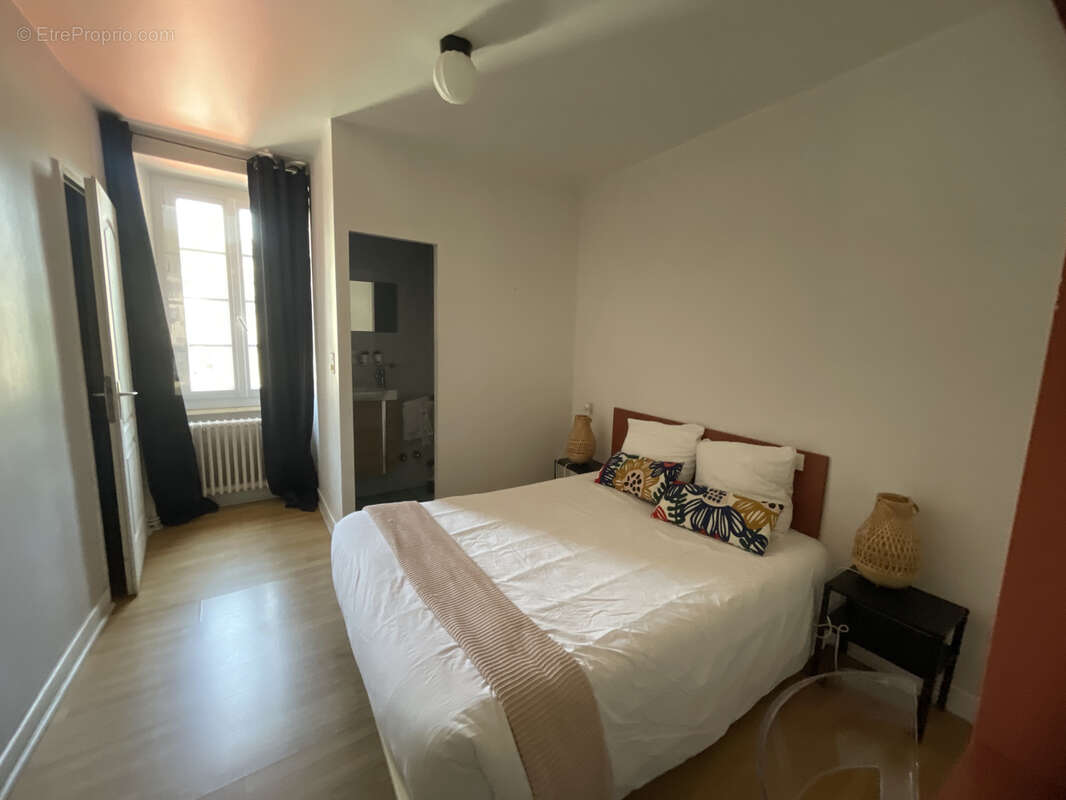 Commerce à SAINT-ROME-DE-TARN