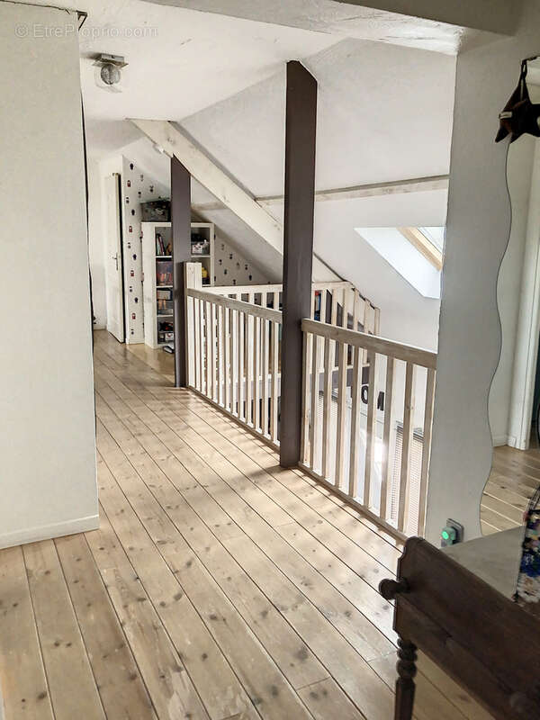 Maison à FEUQUIERES-EN-VIMEU